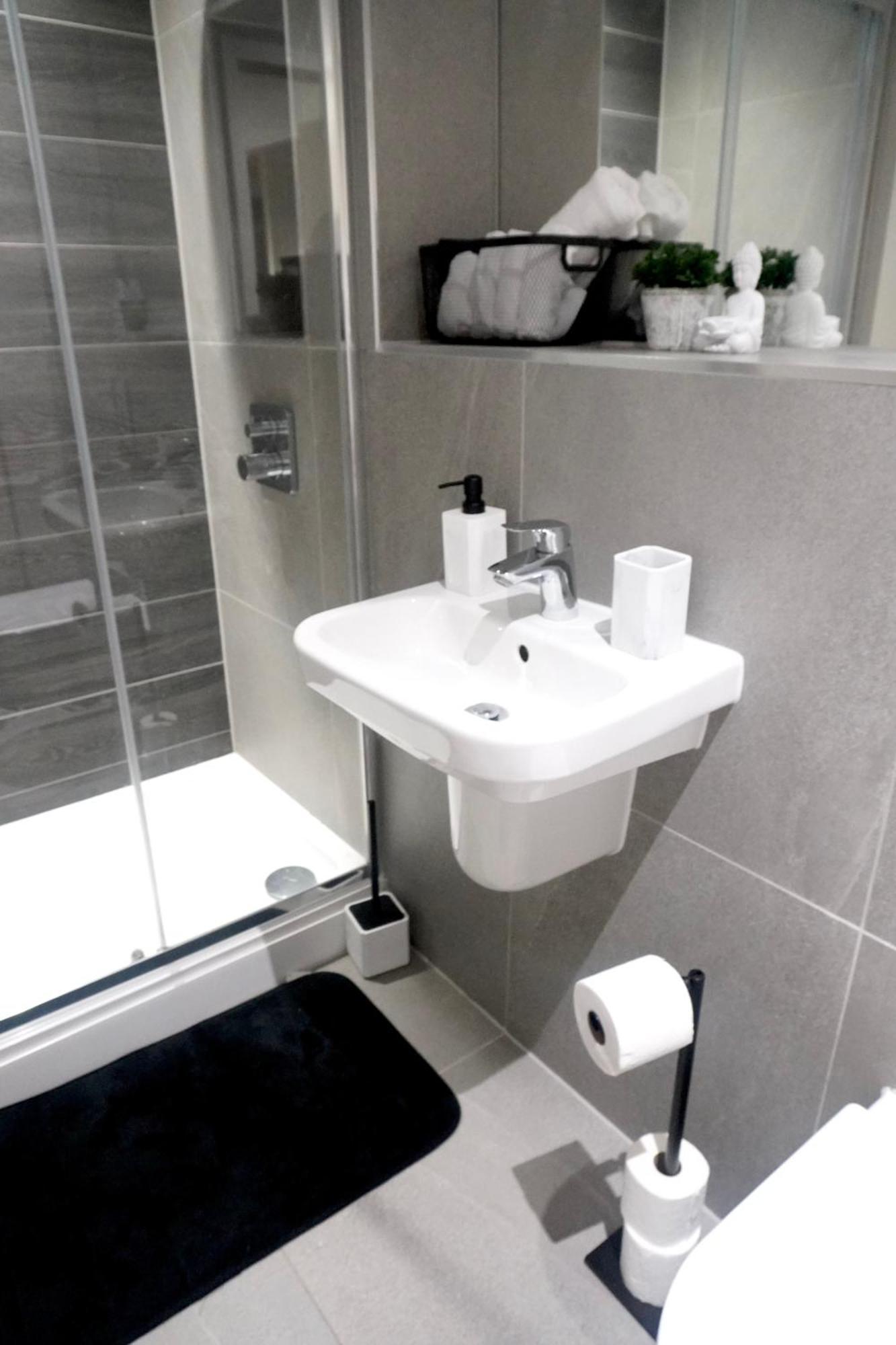 Central Manchester Luxury 2 Bed Apartment With Balcony Экстерьер фото