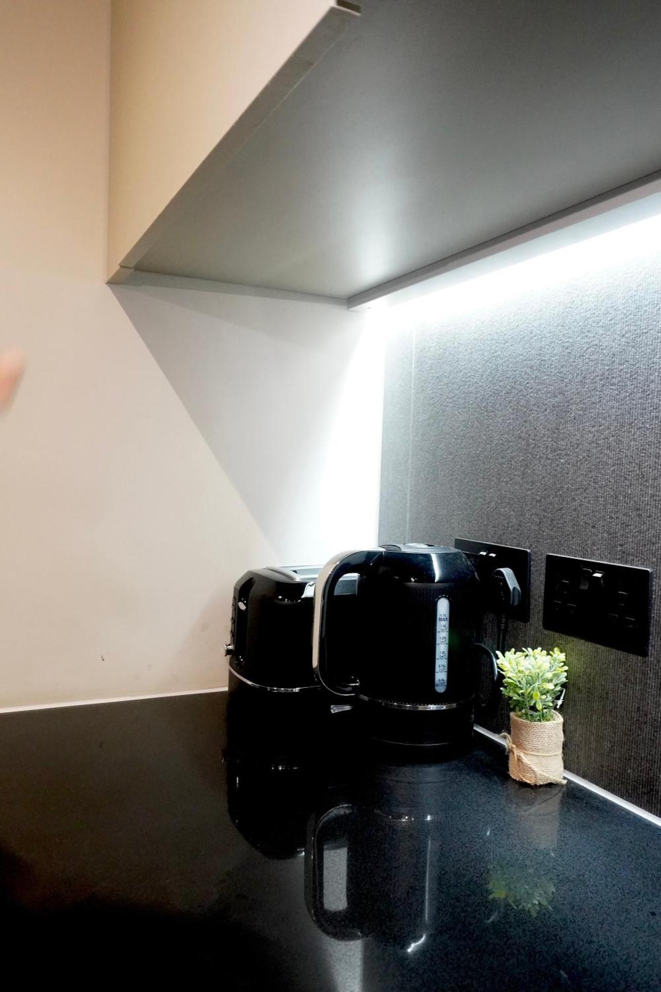 Central Manchester Luxury 2 Bed Apartment With Balcony Экстерьер фото