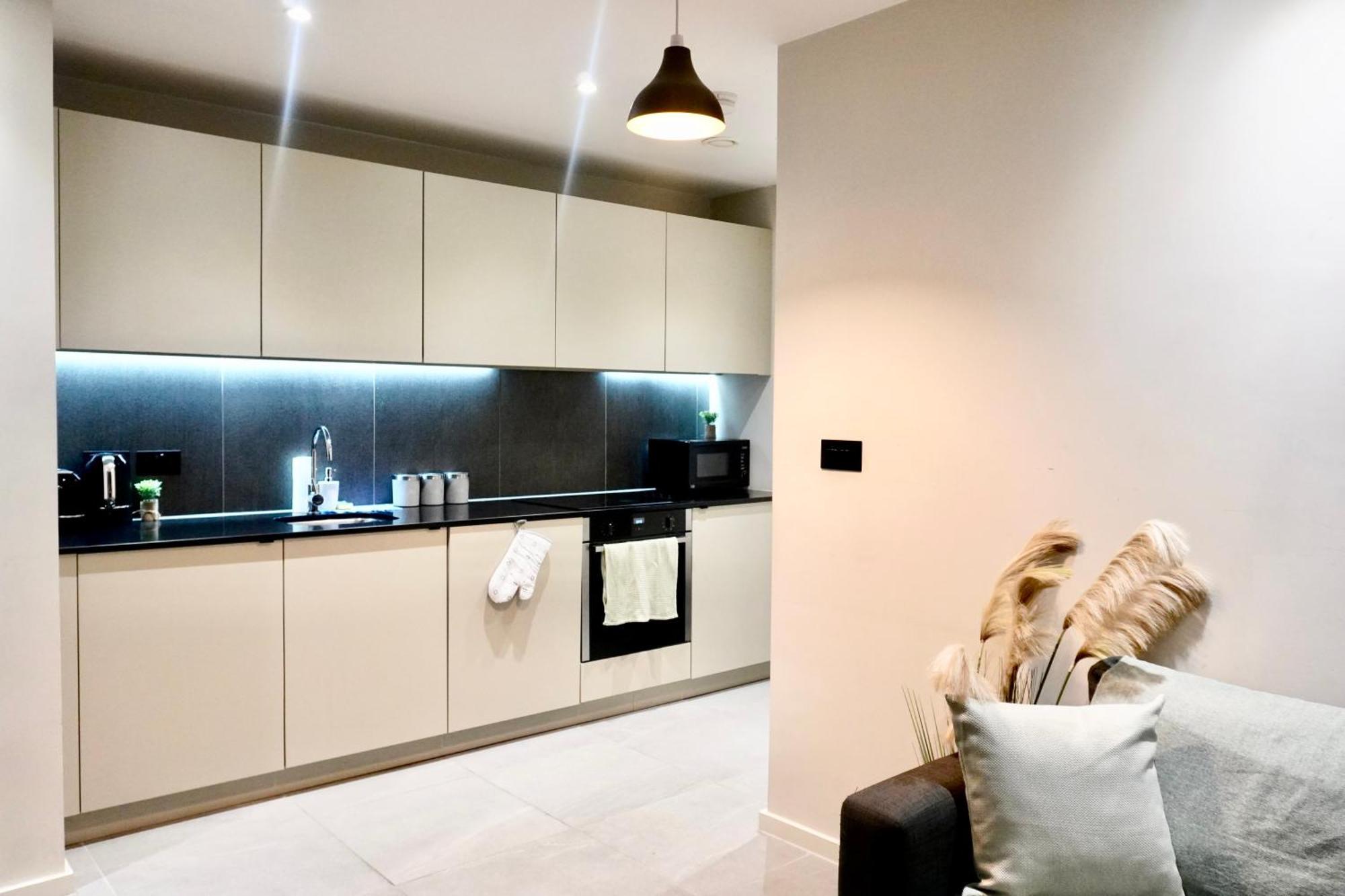 Central Manchester Luxury 2 Bed Apartment With Balcony Экстерьер фото